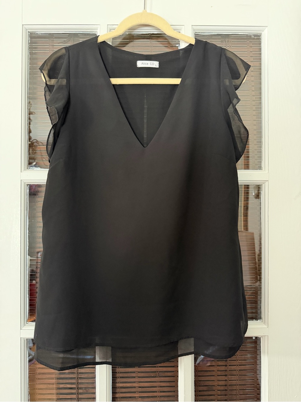 Alice Co Women’s L Black Flutter Cap Sleeve Flyaway Back Blouse | SKU 0100
